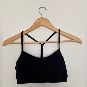 Lululemon Flow Y Nulu Bra (Light Support) Size 4